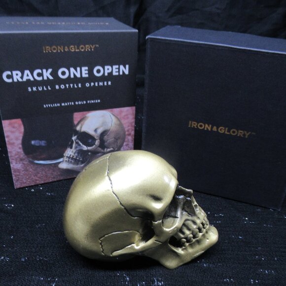 Iron & Glory Heavyweight Metal Skull Bottle Opener - Picture 6 of 10